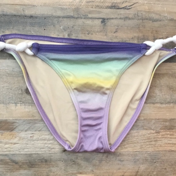 Multi colored string bikini - Picture 3 of 4